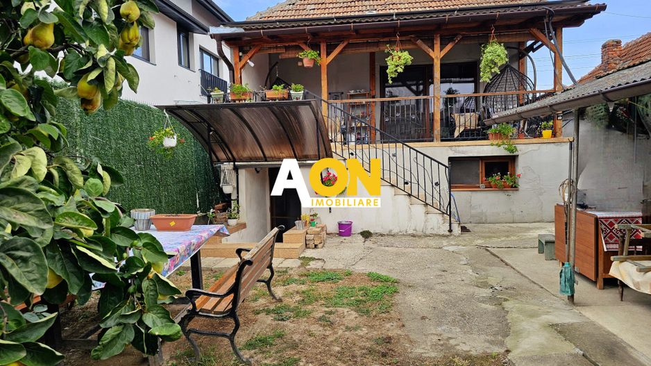 Casa 3 camere, 554 mp teren, pretabila pentru birouri, zona Lipoveni - Poză 1