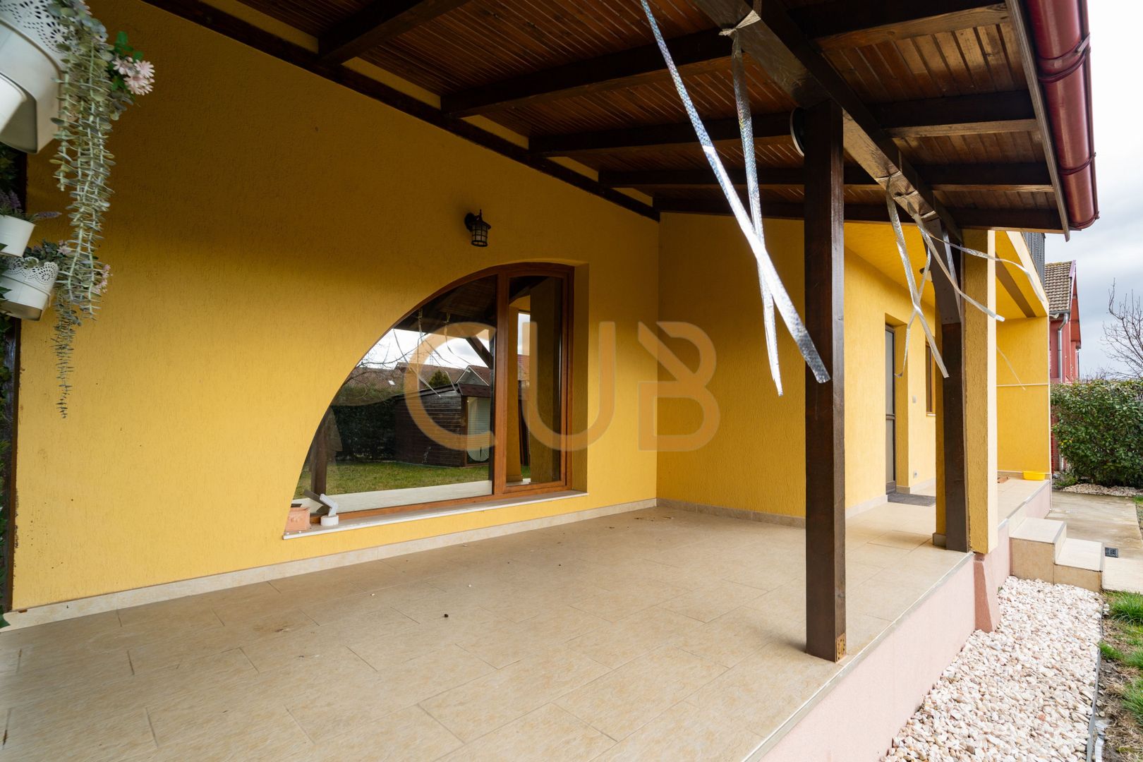 Casă individuală | Teren 630 mp, centrala, garaj, 3dormitoare -Ghiroda - Poză 12