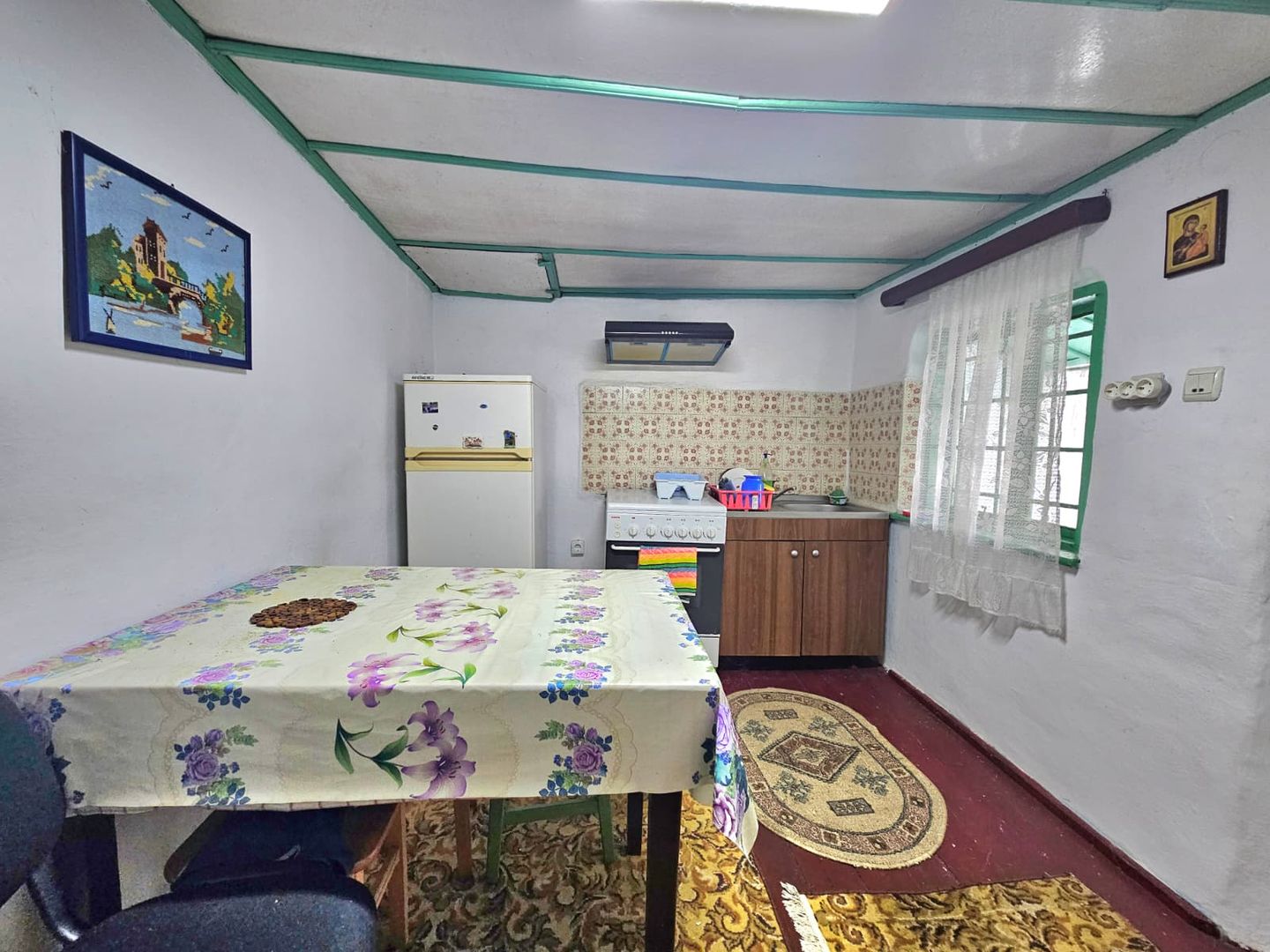 Casă de vanzare in Medgidia in zona centrala - Poză 8