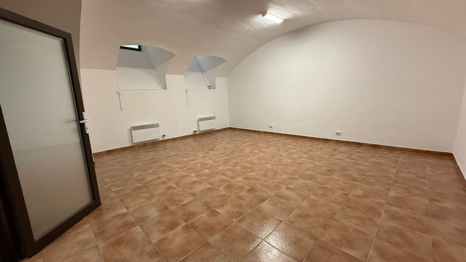 Ultracentral – Str. Lucian Blaga | Acces individual | Parcare în curte - Poză 10