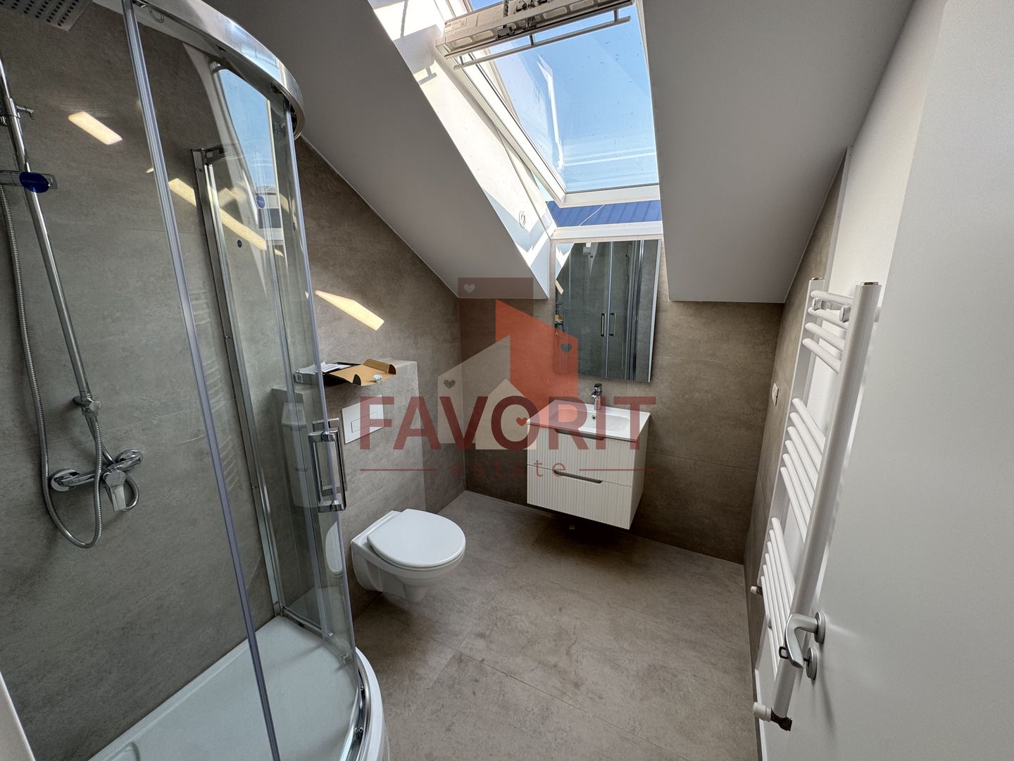 Disponibil imediat. 1 loc de parcare in CF. TVA 21% inclus. - Poză 16