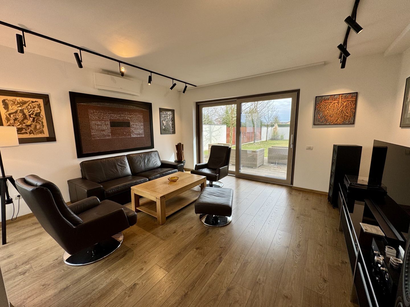 Duplex mobilat si utilat 3dormitoare Dumbrăvița 510mp teren - Poză 39