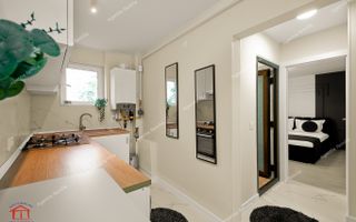 3 camere foarte frumoase in Centru - Poză 1