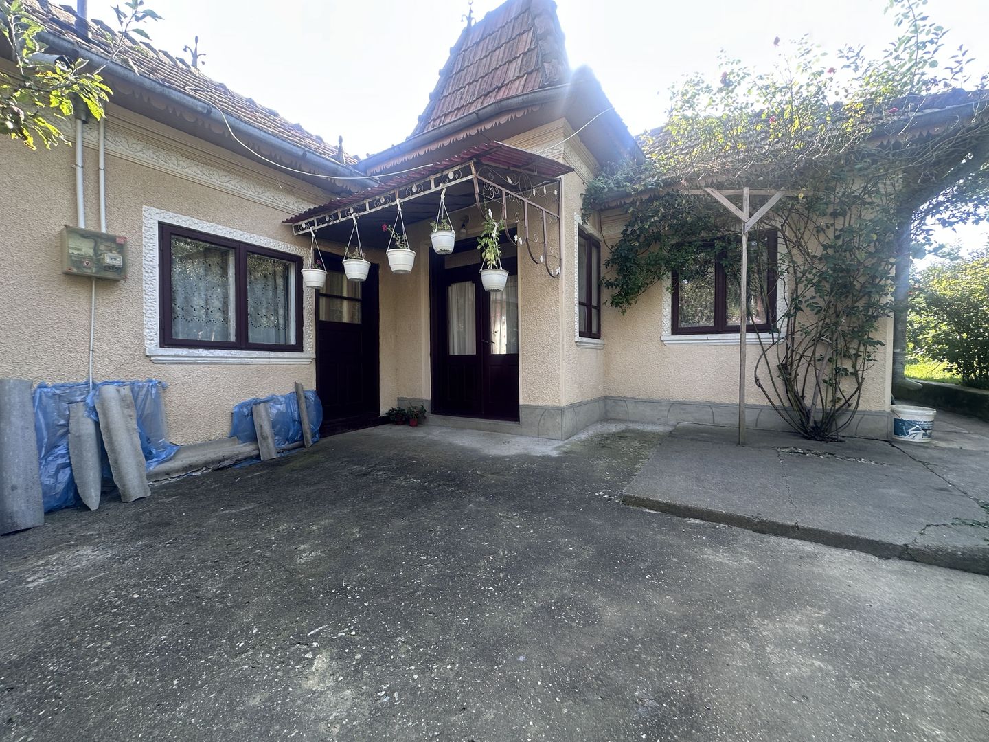 De vanzare: casa in inima unei superbe zone de deal, Valeni-Dambovita - Poză 2