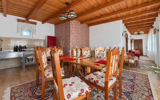 Casă pe parter, cu teren de 1.280 mp și foișor închis – Covăsânț, Arad - Poză 3