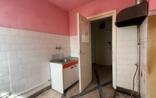 Apartament cu 2 camere decomandat in centrul orasului - Poză 5