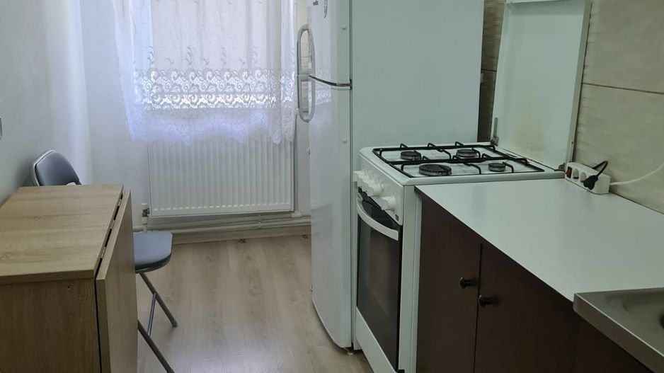 Apartament cu o cameră de închiriat în IC FRIMU - Poză 6