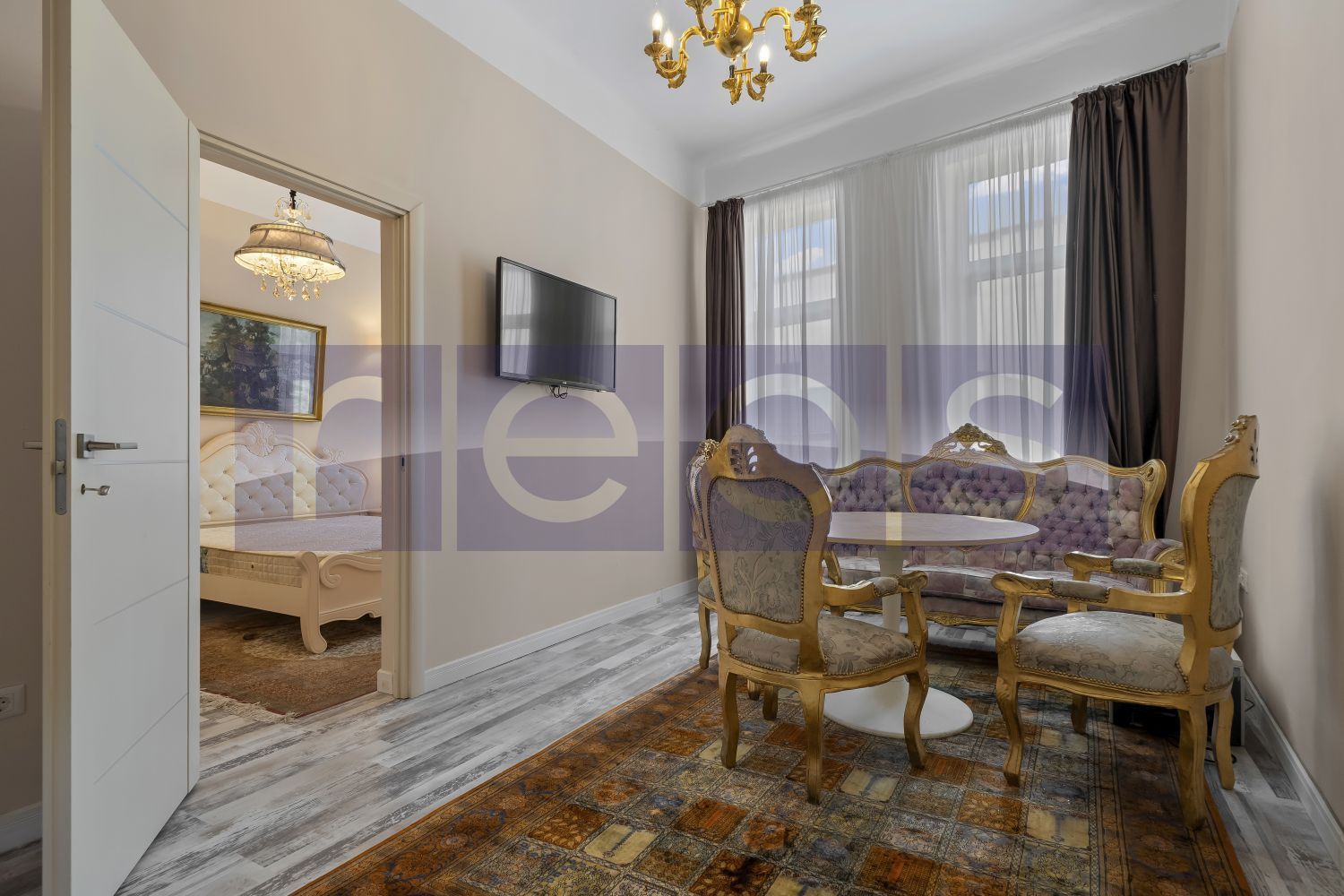 VANZARE APARTAMENT 2 CAMERE 44MP CENTRU VECHIE INVESTITIE AIRBNB HOTEL - Poză 1