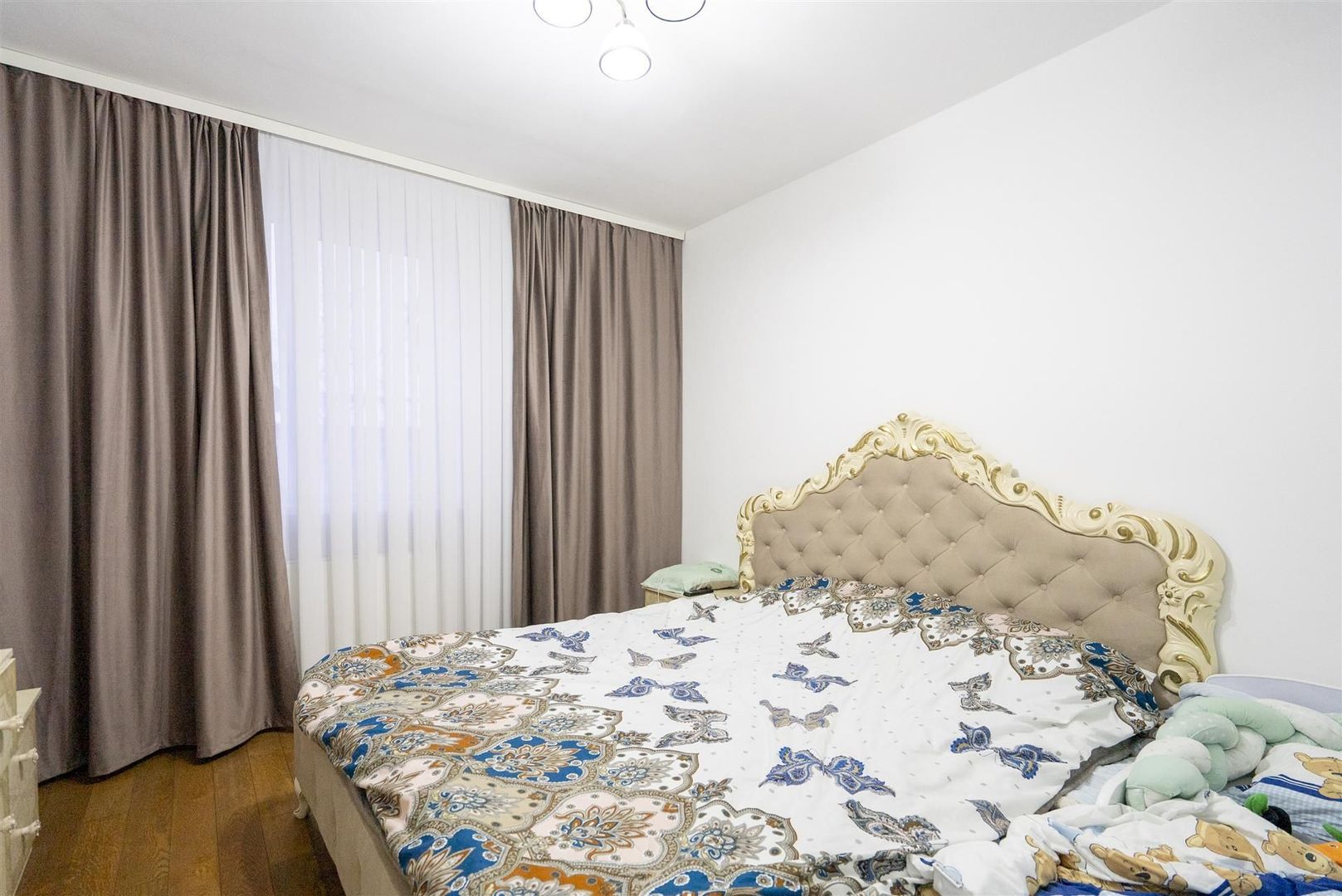 Apartament cu 4 camere renovat  Rogerius - Poză 1