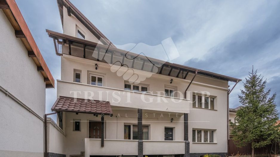 Casa individuala - Ultracentral | Dealul Cetatii | Renovata Integral - Poză 1