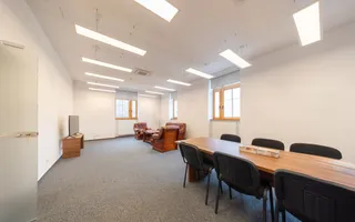 Clădire administrativă renovată integral – oportunitate investițională – Brașov - Poză 16