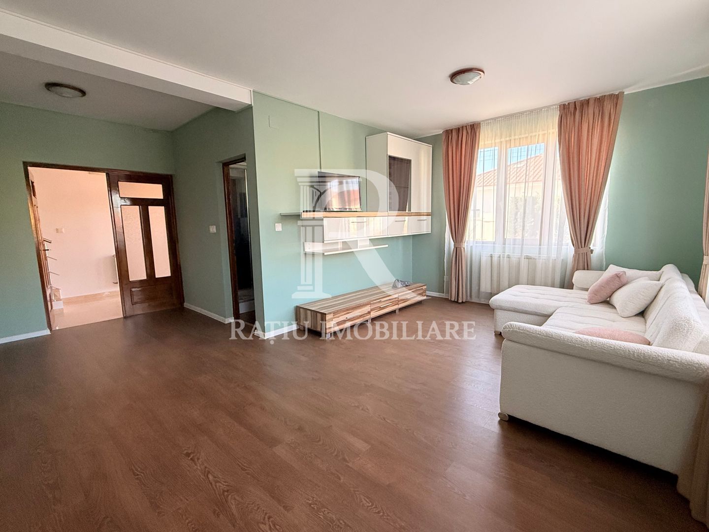 Casă spațioasă de închiriat | 4 dormitoare | Sânmartin - Poză 25