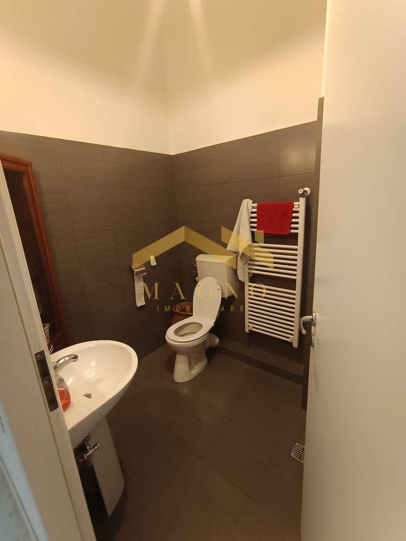 CASA SPATIOASA CU 4 CAMERE CARTIER GRADISTE - Poză 32