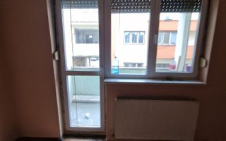 BRASADAS vinde ap 3 cam etaj 1/4 60mp in zona Ultracentrala. - Poză 8