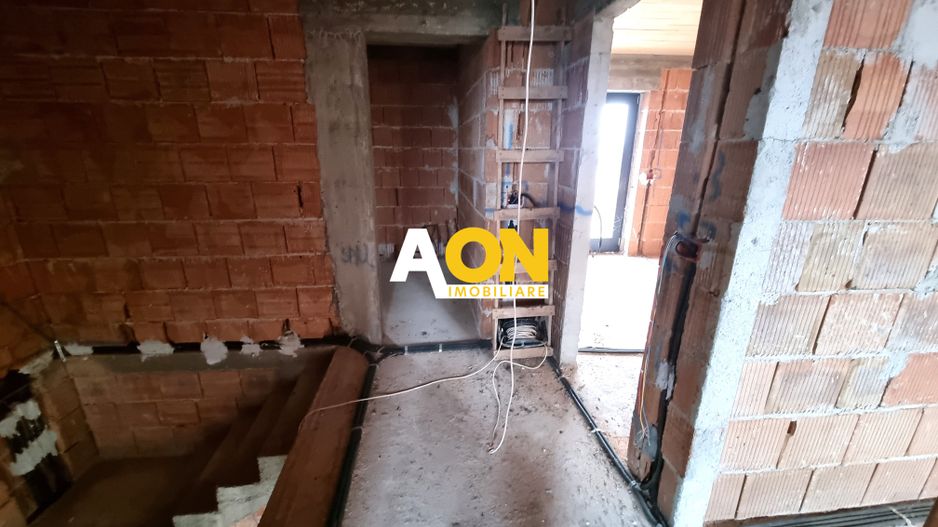 De vanzare 1/2 duplex, 4 camere, 224mp teren, Orizont - Poză 10