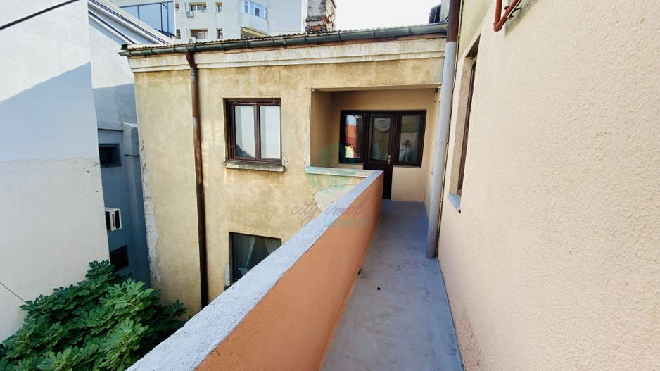 Apartament spatios cu 4 camere - Banu Manta - Poză 11