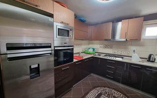 Vila complet utilată de inchiriat – Vatra Nouă, Sector 1 - Poză 10