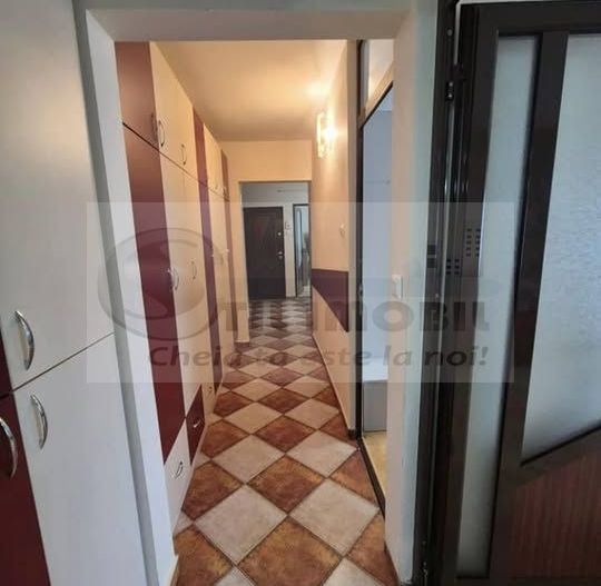 Apartament 3 camere decomandat Nicolina - 499 euro - Poză 2