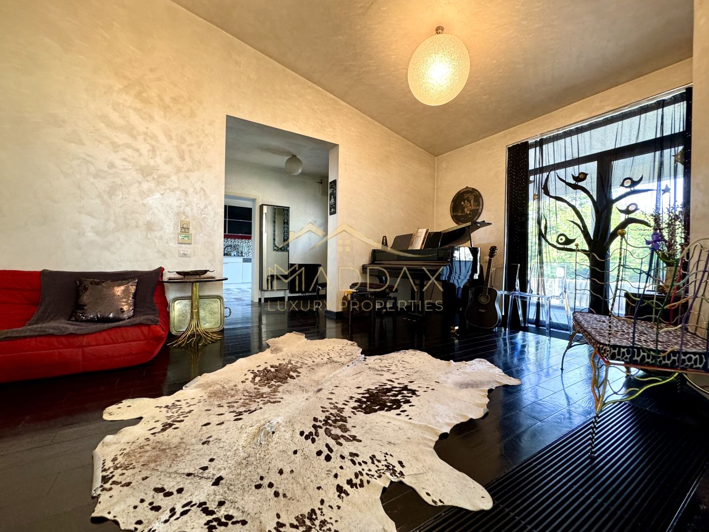 Vila cu 5 camere *344mp* + 400mp Teren // Zona Bucurestii Noi - Poză 1