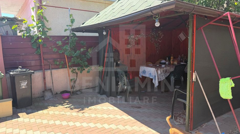 Casa pe parter in cartierul Romanesti - Poză 8