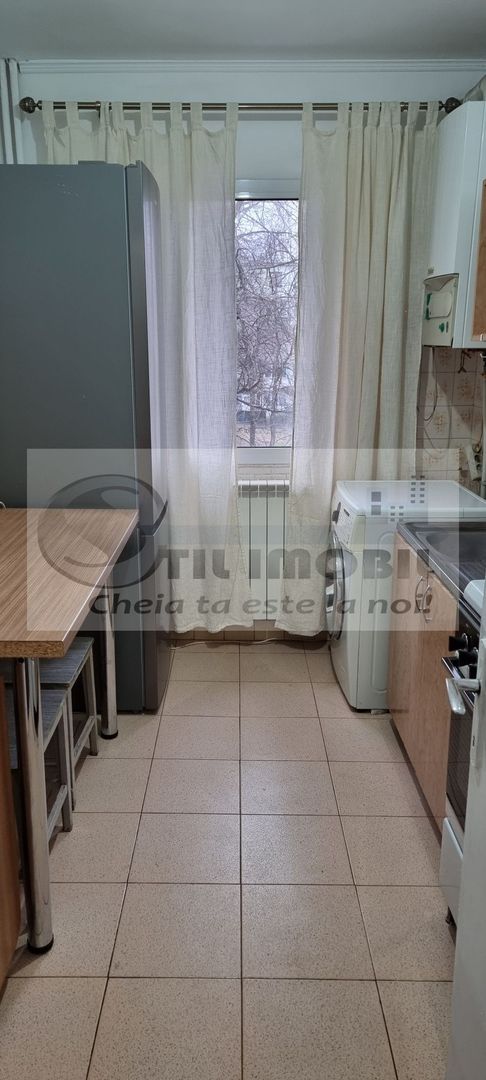 2 camere Podu Ros - Poză 6