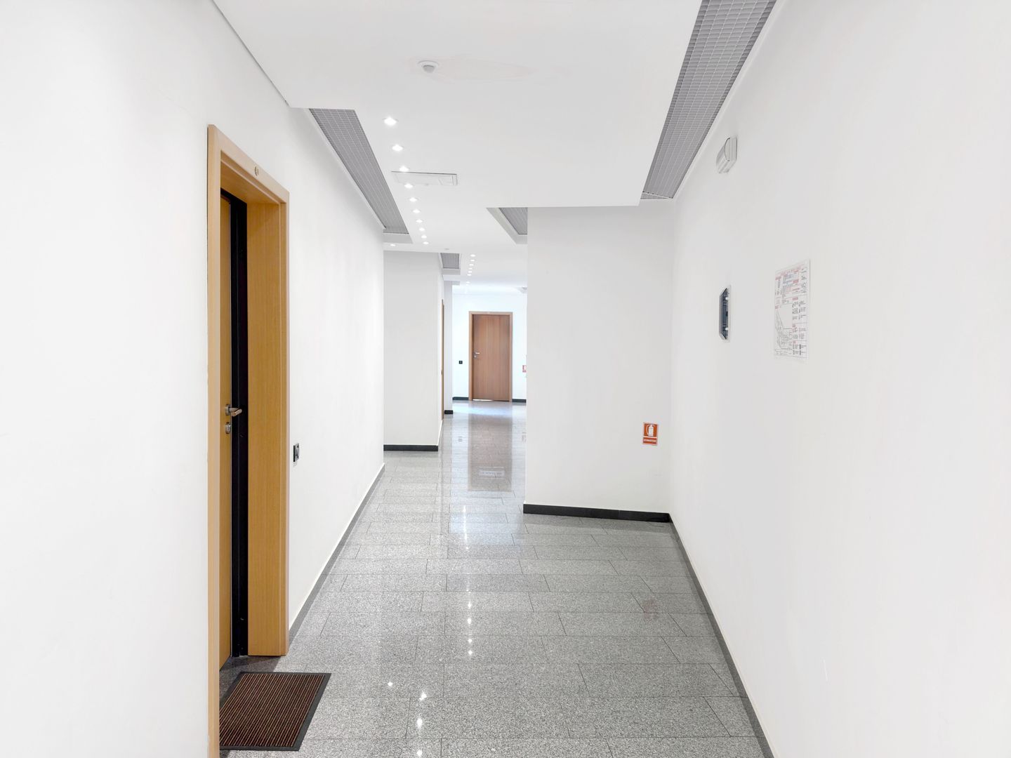 Office-3 Camere | Lift | Parcare Subterana | Central | Comision 0 - Poză 15