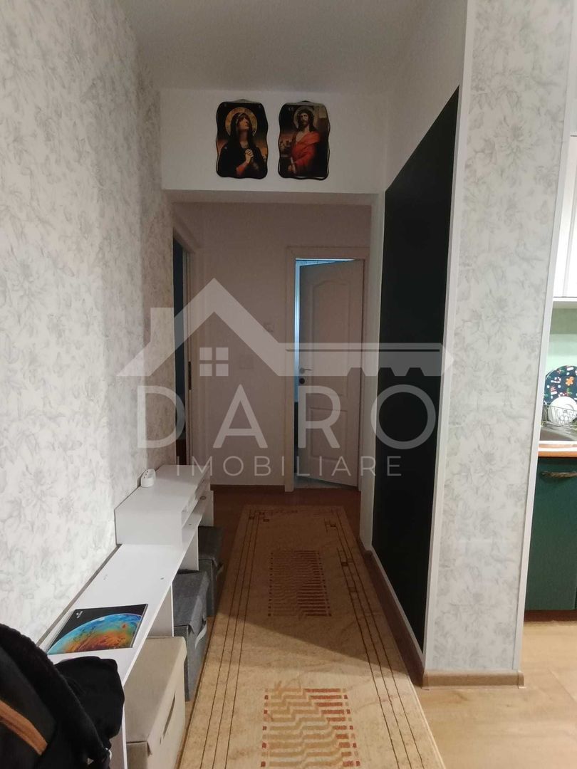 Apartament cu 2 camere modernizat de vânzare în Târgu Mureș - Poză 4
