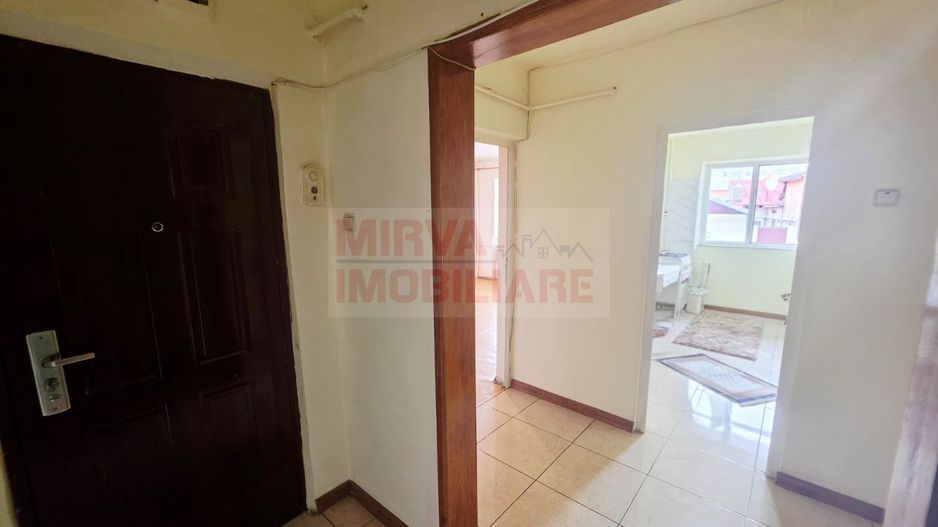 Vanzare apartament 2 camere decomandat, Malu Rosu, parter inalt - Poză 7