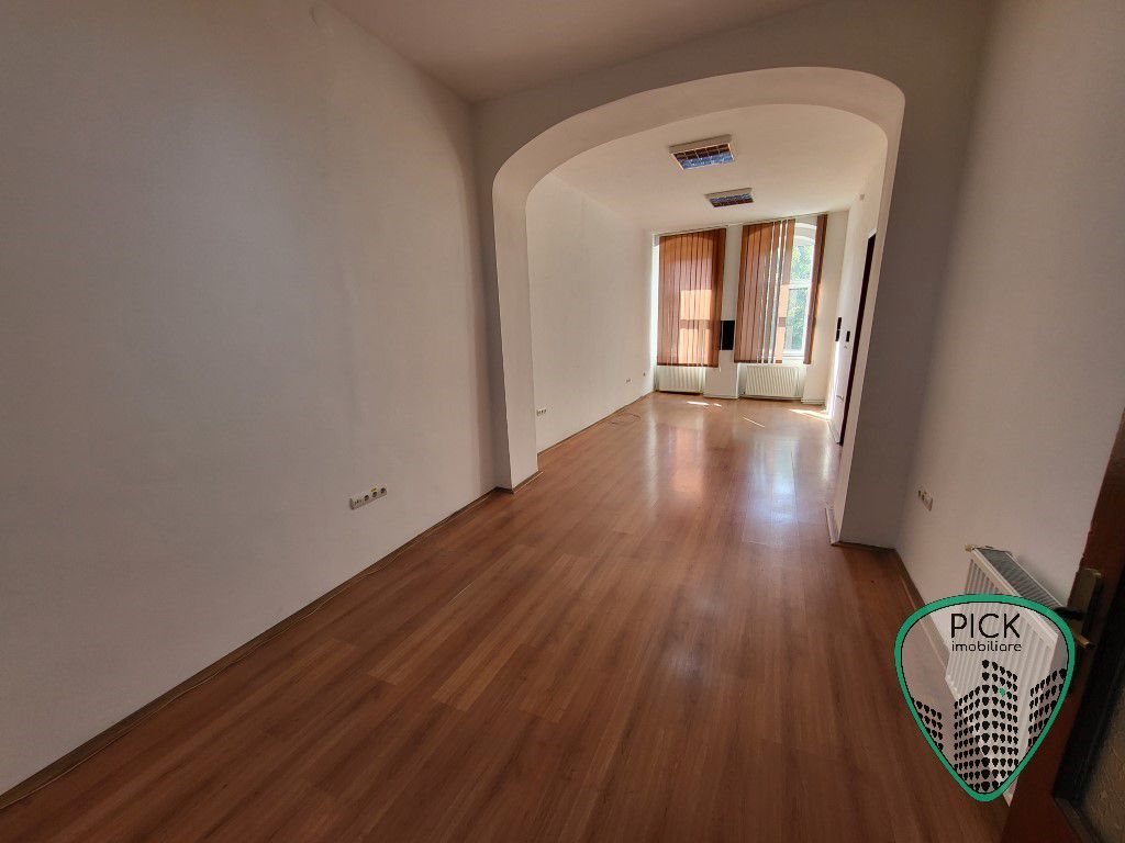 P 4098 - Spațiu de birou cu 5 încăperi în Târgu Mureș - Ultracentral - Poză 3