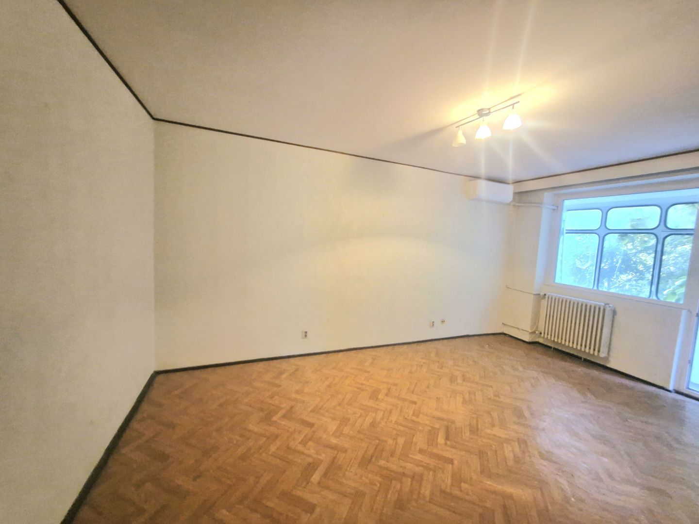 Tineretului // 71mp // nerenovat - Poză 2