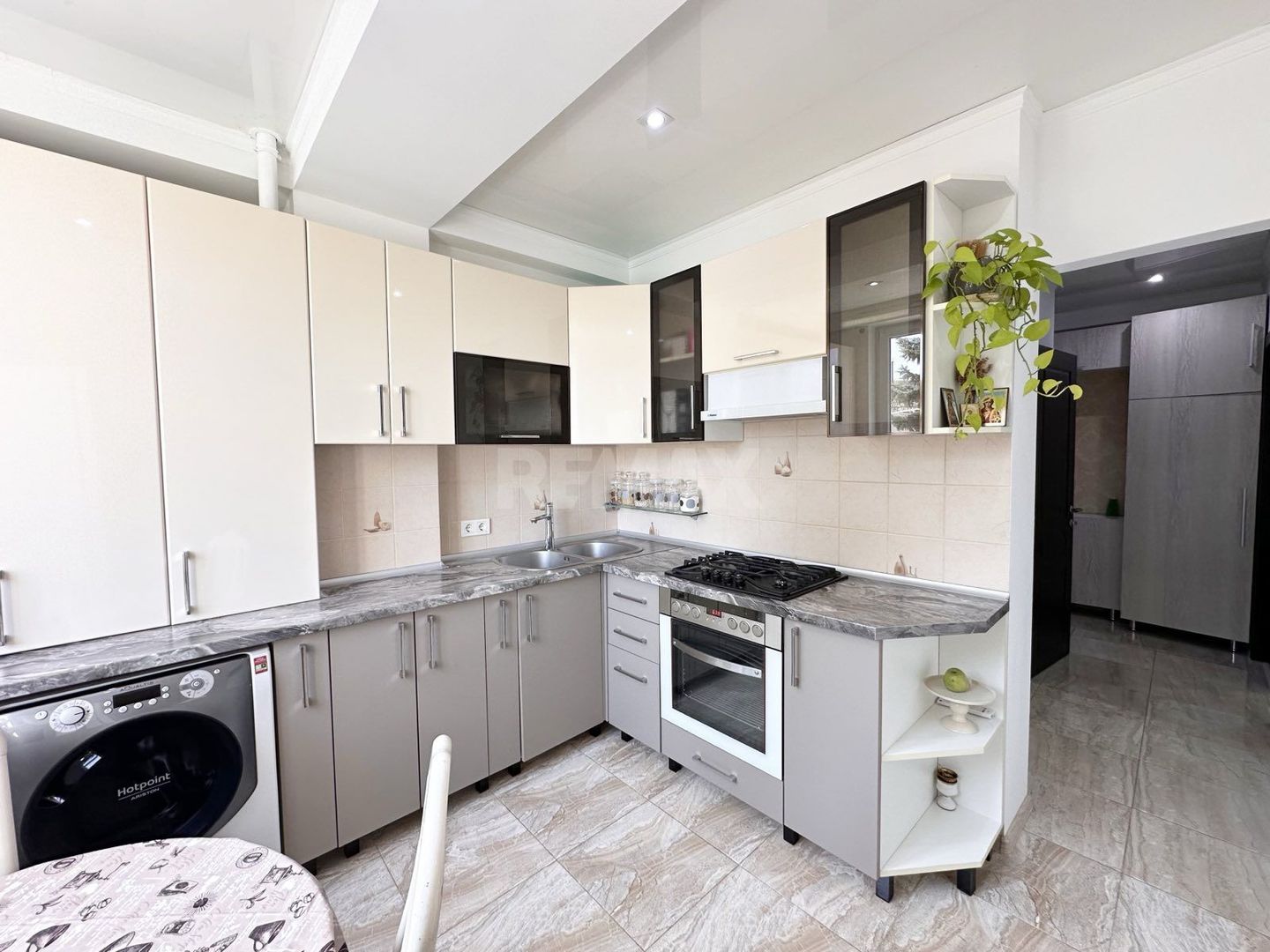 Se vinde apartament Codru - Poză 7