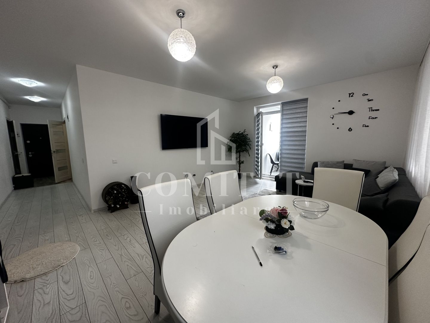 Apartament la etaj intermediar | Parcare | Zona Str Sportului - Poză 4