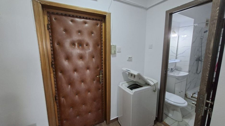 Garsoniera Cocheta de Inchiriat Craiovei centrala proprie - Poză 7