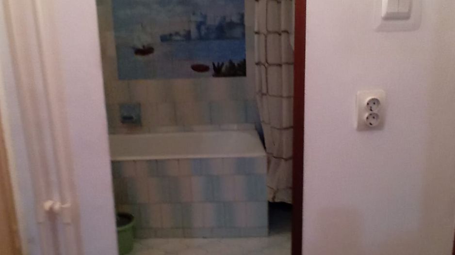 AP. 2 CAMERE CRANGASI, BUCATARIE INCHISA, REABILITAT, METROU 5 MINUTE - Poză 10