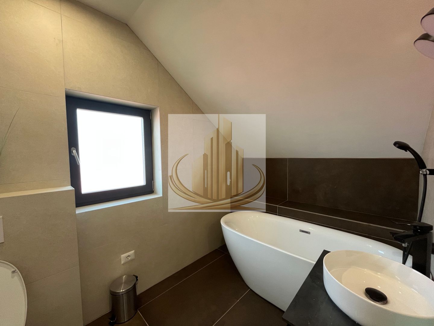 Duplex mobilat si utilat la cheie | Toate utilitatile - Poză 13