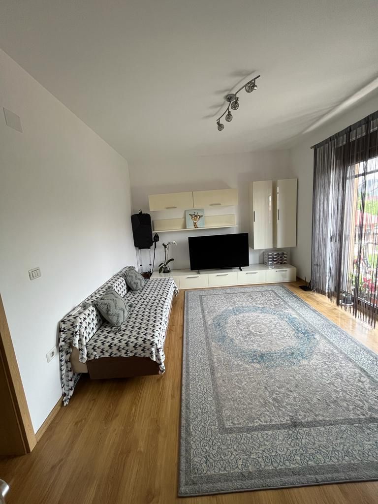 Apart bloc nou etaj 1, Complex -Judetean +loc parcare - Poză 18