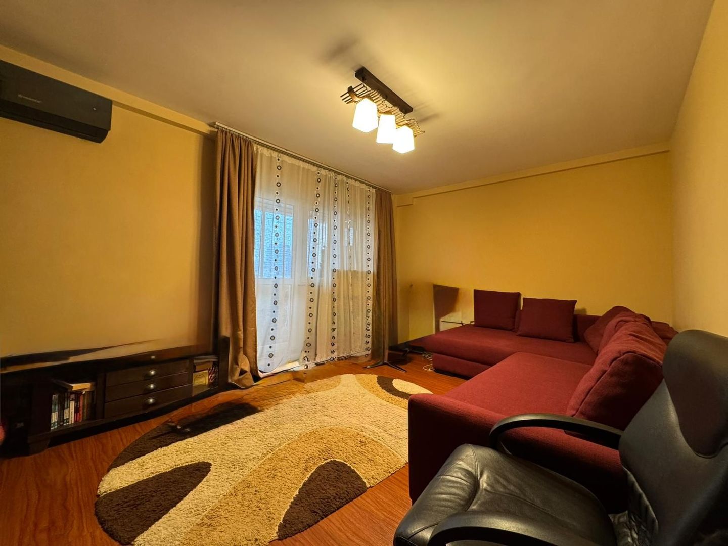 2 CAMERE || DECOMANDAT || AVIATIEI - Poză 1