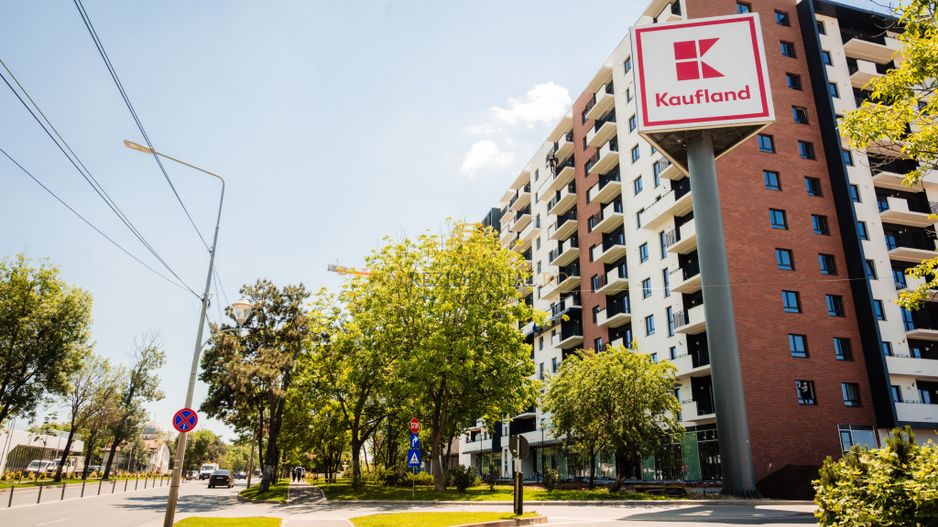 Spatiu comercial 252 mp, vitrina 12 ml, acces dublu, Bd. Metalurgiei - Poză 3