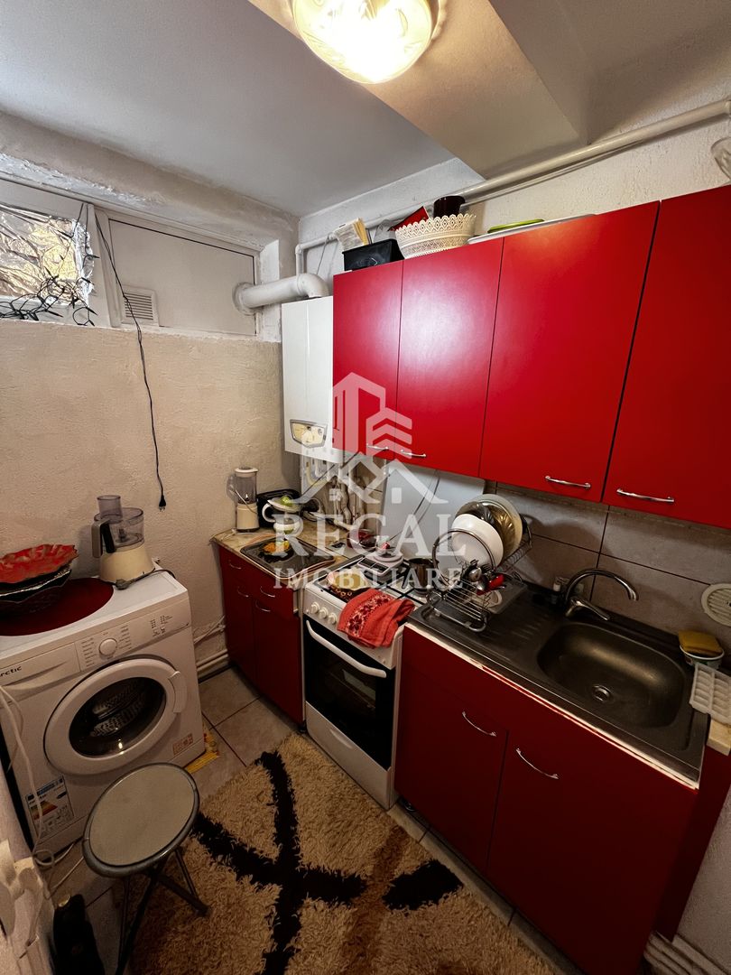 Garsonieră de vânzare în exclusivitate – Vizavi de Sanitas, Bloc G1 - Poză 4