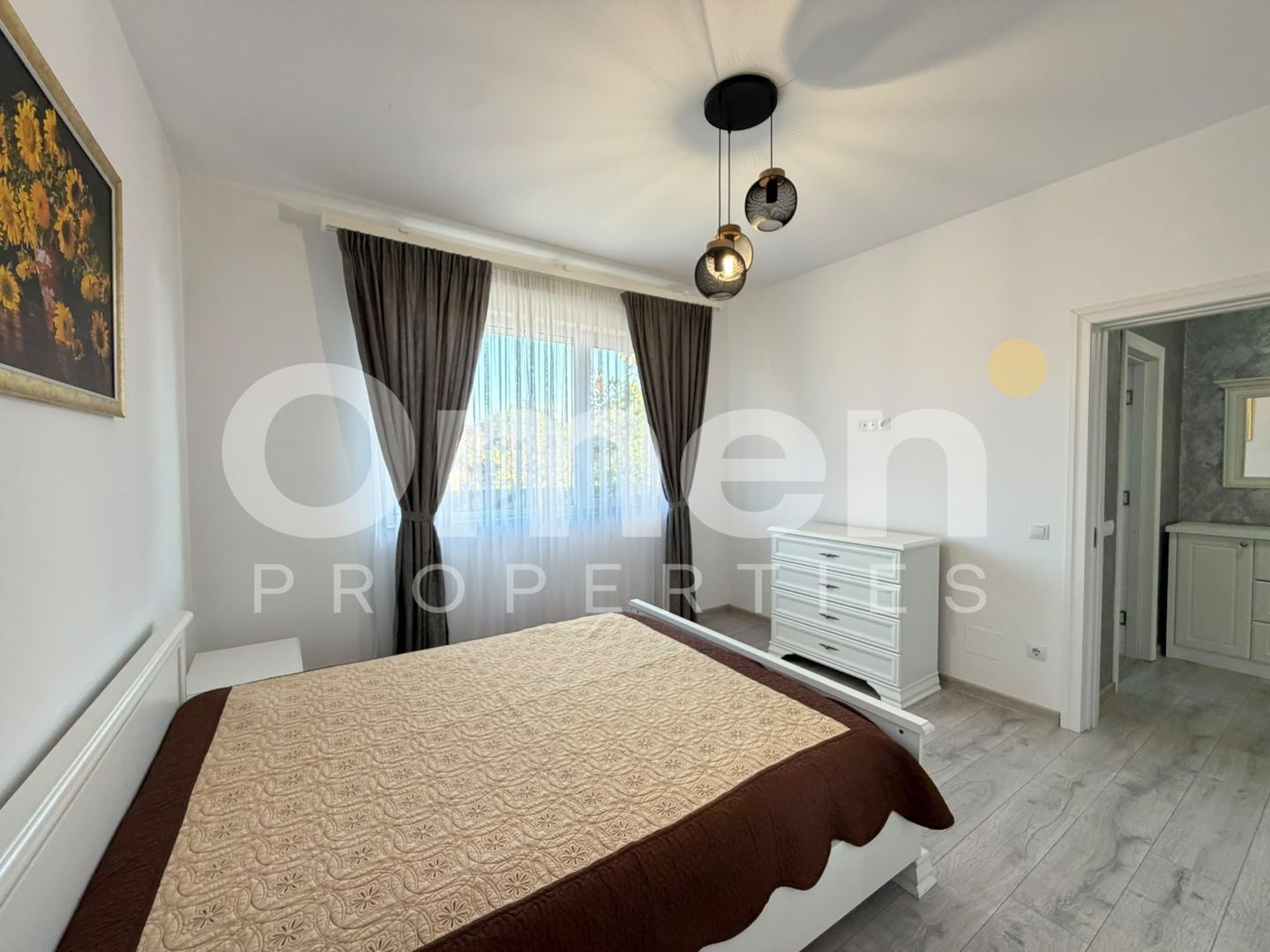 Apartament spatios | parcare | parter inalt | bloc nou | zona centrala - Poză 6