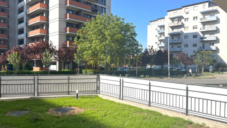 Spatiu 90mp utili; bloc nou, vad comercial ! Zona de nord - la bulevard. - Poză 16