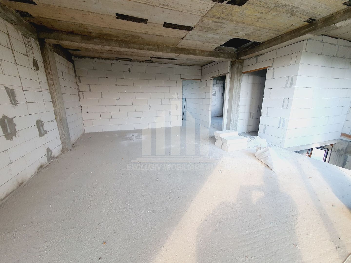 Casa tip duplex de vanzare, Ampoi 2 - Poză 3