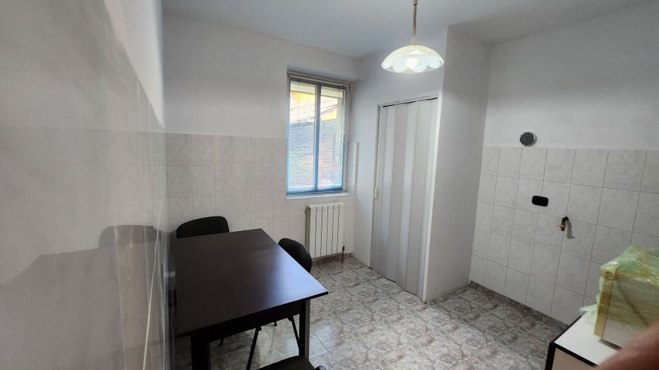 Spatiu birouri 140 mp - Poză 15