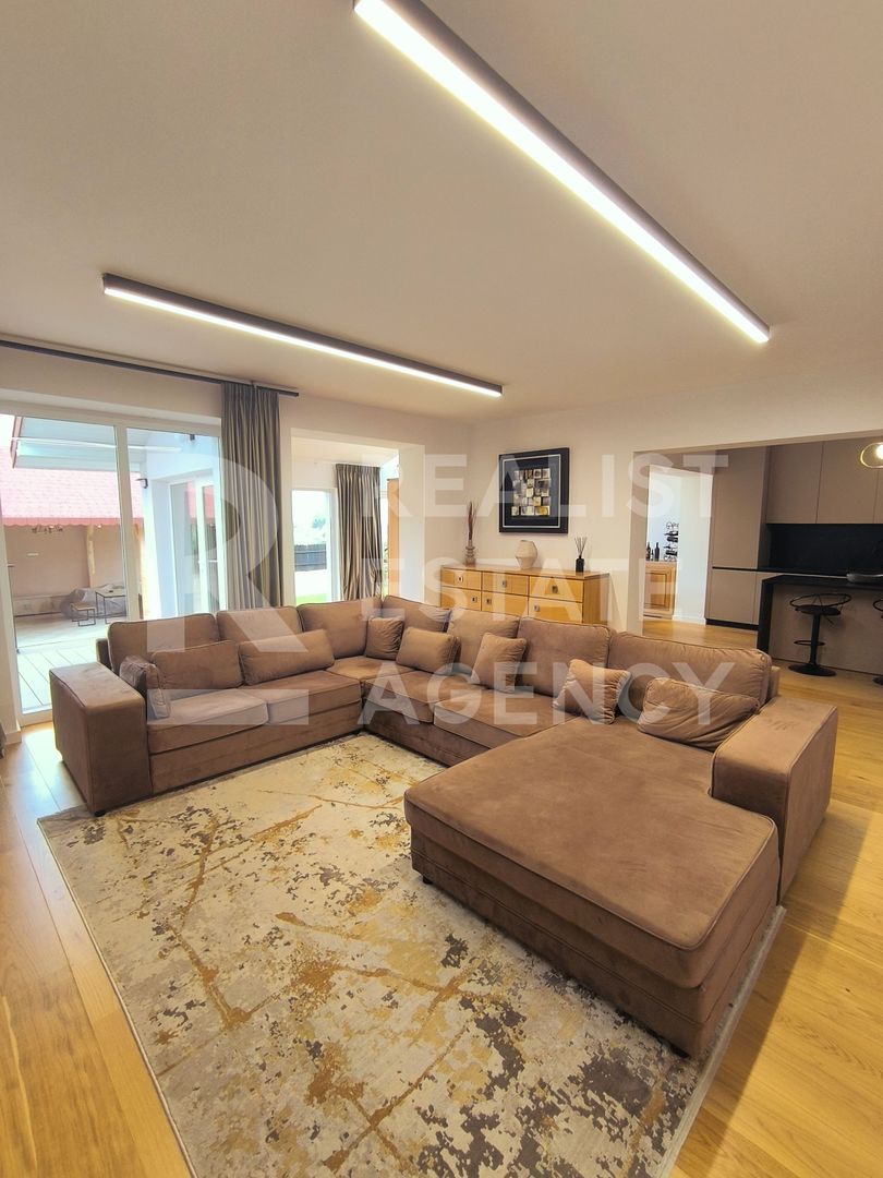 Vânzare, Casă în zona Bunloc - Săcele - Poză 2