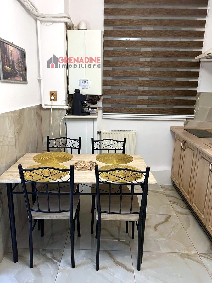 Apartament 3 camere, 2 băi, 2 bucătării - Centrul Istoric-Comision 0% - Poză 8