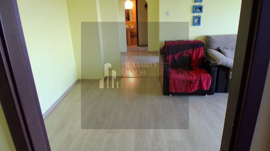 OCAZIE 3 CAMERE METROU GORJULUI 4 minute - Poză 4