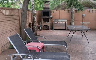 Casă deosebită, Zona Miorița – Comuna Berceni, Curte amenajată - Poză 3
