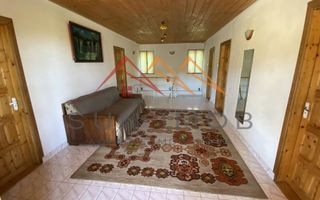 Vila de vanzare, teren 3100 mp, 7 camere, 6 grupuri sanitare, 3 CT, an 1997 - Poză 38