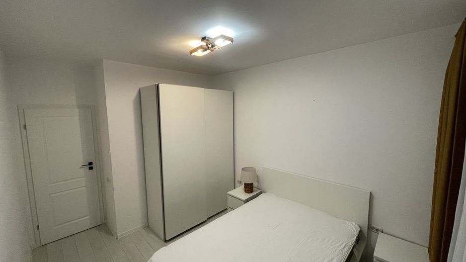 Inchiriere Apartament 2 camere Confort Urban, parcare inclusa - Poză 2