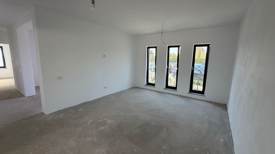 CASA INDIVIDUALA- 4 CAMERE, TOATE UTILITATILE, TEREN 550 MP, COMIS 0% - Poză 8